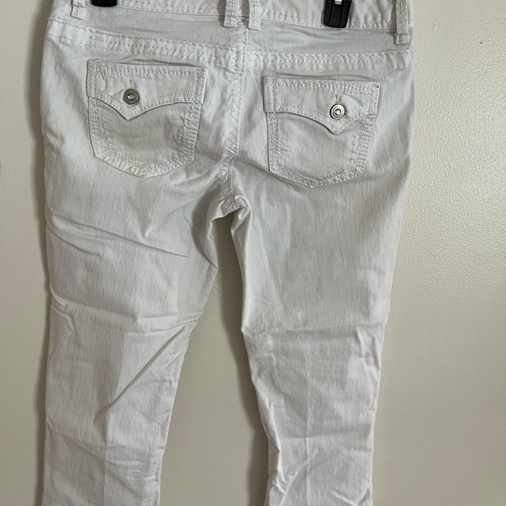 Maurice’s capris - Picture 3 of 3